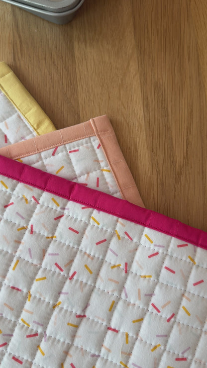 Oversized Quilted Sprinkle Hot Pad